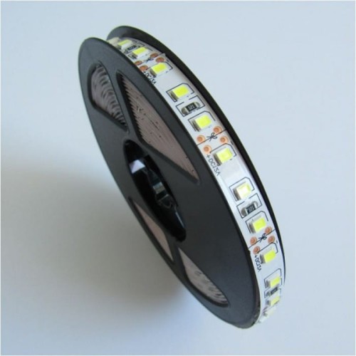 Taśma LED 600 9,6W 5m barwa ciepła IP20 - EC79354