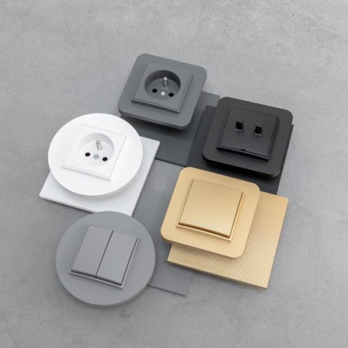 Karlik MINI Gniazdo pojedyncze z uziemieniem szary mat - 27MGP-1ZP