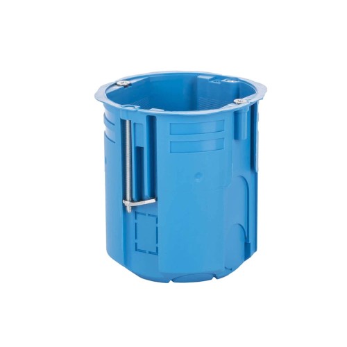 Pojedyncza puszka instalacyjna 60 mm w kolorze niebieskim, super głęboka, o wymiarach 80 mm. Widok z boku, pokazujący cylindryczny kształt oraz metalowy element mocujący. Brak dodatkowych dekoracji.