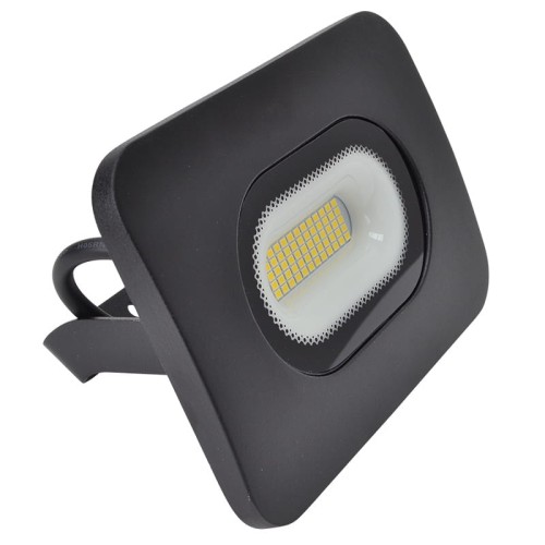 Naświetlacz LED 30W w obudowie w kolorze czarnym, o prostokątnym kształcie. Wewnętrzny moduł LED ma neutralną barwę światła. Uchwyt montażowy z tyłu, zapewniający stabilność. Wodoodporność IP65, idealny do użytku zewnętrznego.