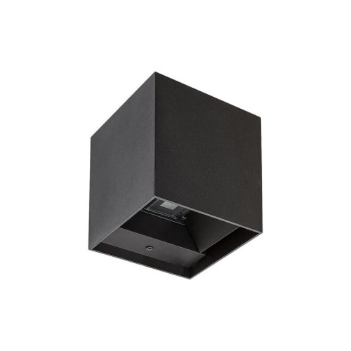 Kinkiet elewacyjny LED SOLIN 42W w kolorze czarnym, o prostokątnej formie, zamontowany na ścianie, z widocznym źródłem światła wewnątrz. Materiał matowy, minimalistyczny design, idealny do oświetlenia zewnętrznego.