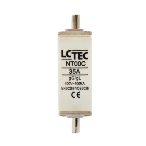 Wkładka topikowa NT00C 35A 400V marki LCTEC, cylindryczny kształt, biała obudowa z widocznymi napisami: LC TEC, NT00C, 35A, 400V, oraz symbolem CE. Element montażowy z metalowymi końcówkami.