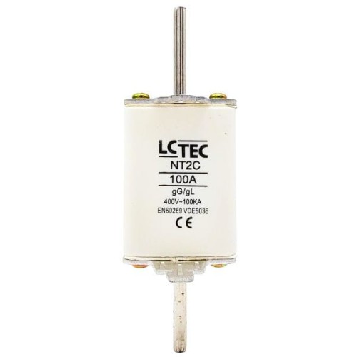 Wkładka topikowa NT2C 100A 400V marki LCTEC, o cylindrycznym kształcie w białym kolorze. Widoczny stalowy trzpień oraz czytelne oznaczenia na obudowie. Produkt stojący, z oznaczeniami dotyczącymi parametrów elektrycznych.