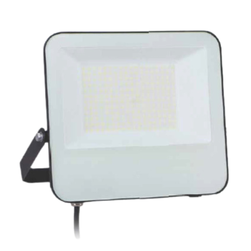 Naświetlacz SYRIUS LED 100W z białą obudową i szklaną soczewką, emitujący 11000lm. Ujęcie frontalne, stojący na regulowanej podstawie. Wodoodporny (IP65), z możliwością zmiany barwy światła (CCT).
