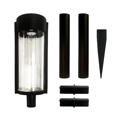 Słupek solarny PATH o wysokości 65 cm, kolor czarny, z przezroczystą osłoną lampy, w zestawie dwa słupki, dwa mocowania oraz szpikulec do montażu. Produkt zaprojektowany do oświetlenia zewnętrznego, idealny do ogrodu lub na ścieżki.