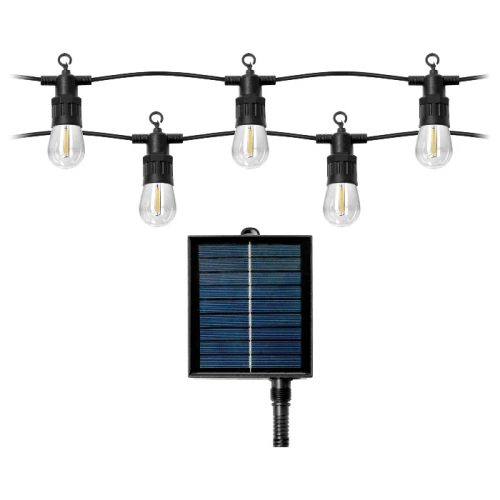 Girlanda solarna o długości 10 m z 10 żarówkami LED o mocy 0,15 W i temperaturze barwowej 2700K. Żarówki zawieszone na czarnym przewodzie, z panelami słonecznymi w dolnej części zdjęcia. Idealna do dekoracji ogrodów i tarasów.
