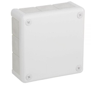 Puszka natynkowa 118x118x46 IP55 12 wlotowa z dławikami gumowymi biała - 051-01