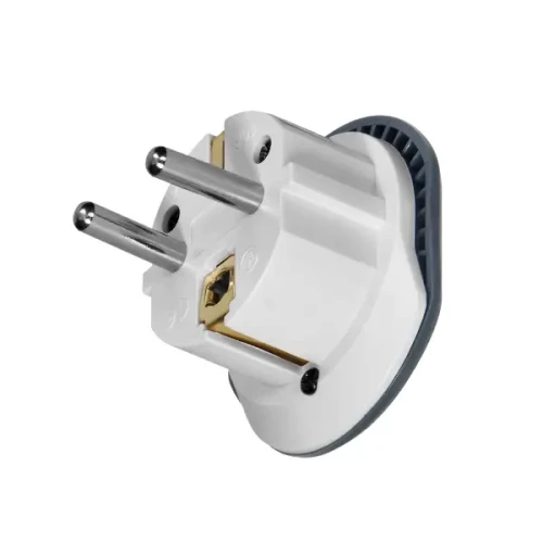 Adapter podróżny EU 230V 13A z wtyczką europejską (typ E/F). Biała obudowa z metalowymi stykami, lekko zaokrąglony kształt. Widoczny otwór na śrubę montażową. Ujęcie z boku, ukazujące wtyczkę w pozycji stojącej.