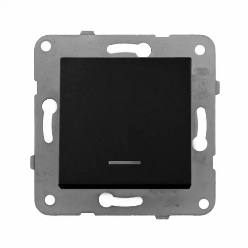 Łącznik schodowy Panasonic Novella w kolorze czarnym z podświetleniem. Produkt ma prostokątny kształt, gładką powierzchnię oraz subtelną, poziomą linię w dolnej części. Ujęcie frontalne, widoczny element montażowy w tle.