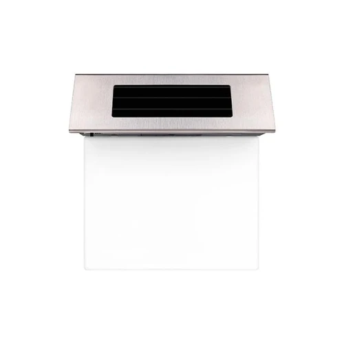 Lampa solarna z numerem posesji IP44, z metalową górną częścią i panelami słonecznymi. Posiada przezroczystą, prostokątną obudowę. Ujęcie frontalne, prezentujące całość produktu. Idealna do oznaczania posesji na zewnątrz.