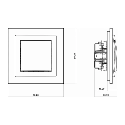 Łącznik pojedynczy Karlik Deco w kolorze czarnym matowym. Kwadratowa płytka o wymiarach 90,20 x 90,20 mm, z boku widoczne mocowania. Prosty design, przeznaczony do montażu w standardowej ramie.