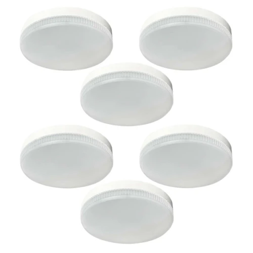 Żarówki LED GX53 230V 6W w zestawie 6 sztuk, o okrągłym kształcie z białą, matową obudową. Widoczne delikatne rowki na brzegach. Produkt leży na białym tle, ukazując wszystkie sztuki w równym rozstawieniu.