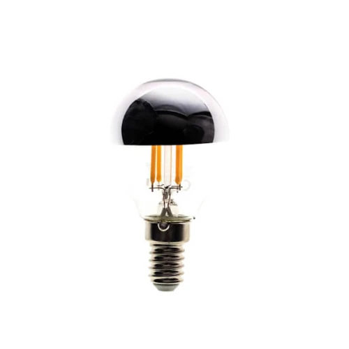 Żarówka LED filament E14 G45 4W z przezroczystą bańką i metalicznym wykończeniem. Wewnątrz dwa filamenty, emitujące ciepłe światło o temperaturze 2700K. Produkt stoi w pozycji pionowej na białym tle.