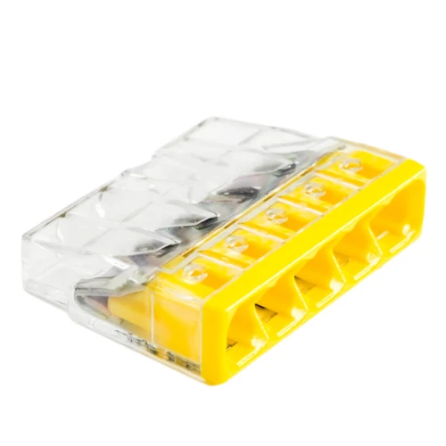Szybkozłączka WAGO 2273-205, przezroczysta obudowa z żółtym elementem, umożliwiająca połączenie drutów o przekroju 0,5-2,5 mm². Pięć gniazd na przewody, widoczny system mocowania. Produkt leżący na białym tle.
