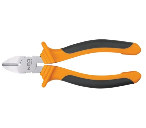 Szczypce boczne 160mm 1000V Neo 01-017 z metalowymi, szlifowanymi końcówkami, ergonomiczne uchwyty w kolorze pomarańczowym z czarnymi wstawkami, ustawione w pozycji otwartej, idealne do precyzyjnego cięcia.