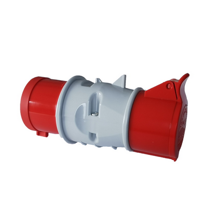 Adapter przejściówka 4P, wtyczka 32A w kolorze czerwonym oraz gniazdo 16A w kolorze szarym, o stopniu ochrony IP44. Produkt leży na białym tle, z widocznymi detalami konstrukcyjnymi i mocowaniem.