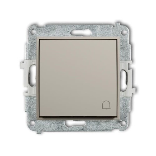 Łącznik przycisk dzwonek Karlik MINI w kolorze taupe beżowym, kwadratowy panel z widocznym symbolem dzwonka, umieszczony na metalowej ramie. Produkt widoczny z przodu, w pozycji montażowej.