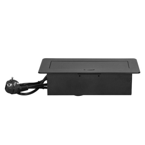 Gniazdo meblowe wpuszczane w blat, czarne, z zamknięciem, z przewodem zasilającym oraz portami USB-A i USB-C. Produkt widoczny z boku, leżący na płaskiej powierzchni, ukazujący kształt prostokątny i minimalistyczny design.