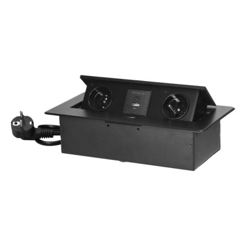 Gniazdo meblowe wpuszczane w blat, czarne, z dwoma gniazdami elektrycznymi, portem USB-A, portem USB-C oraz przewodem zasilającym. Ułożone poziomo, z widoczną klapą do otwierania, umożliwiające łatwy dostęp do zasilania.